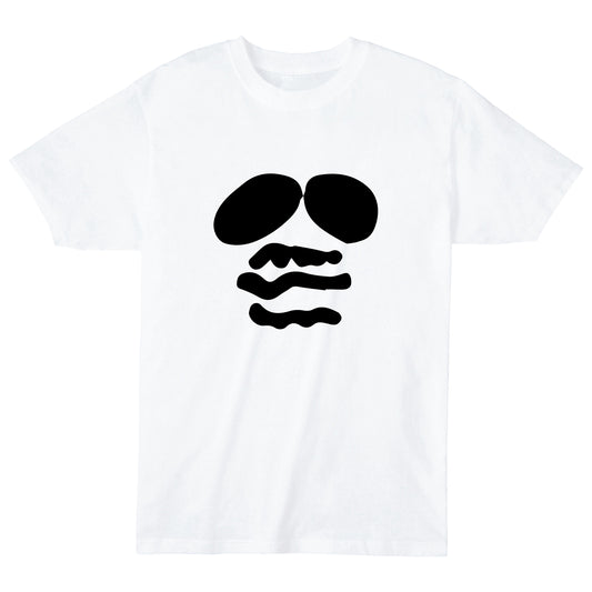 あの女の子の着てるタンクトップのTシャツ